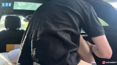 Having sex with my friend's girlfriend in the car while he was at work│McTraaaher