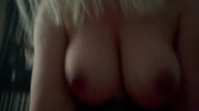 Enjoy the moans of a curvy Milf
