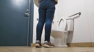 I Went On A Date. A Pee Compilation