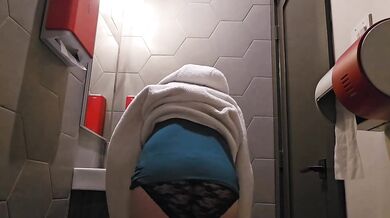 I Went On A Date. A Pee Compilation
