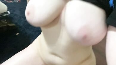 FIRST TIME RIDING SELF CUMMING DILDO