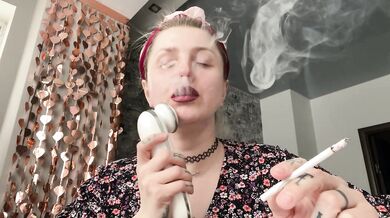 YOUR STEPMOM FACE ROUTINES N SMOKING HOT