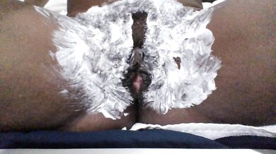 Hairy Pussy Hair Removal Wet Pussy