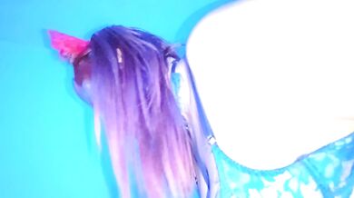 Chica gato con tapón anal de cola POV - Final con Creampie en posición misionera