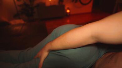 Fit girl gets a rough fuck from her boyfriend After the Gym