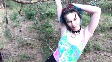 Babe in woods flashes her tits!