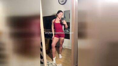 Pussy Leak: College Girl’s Intense Gangbang Caught on Zoom – Cum Everywhere & Screaming!
