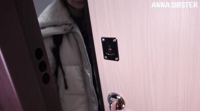 I booked a room with a stranger.