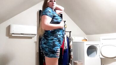 He can't resist his cute chubby stepsister with her fresh shaved pussy!
