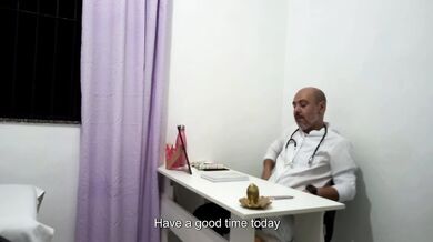 Orthopedist’s Exam Turns Into a Steamy Encounter