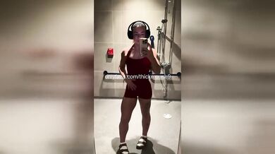 18yo's First Time Anal - Ass Destroyed by Two Muscular Guys Live on TikTok – She Begged for More!