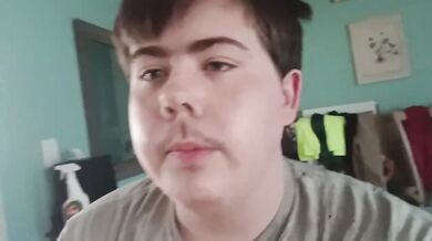 Face reveal