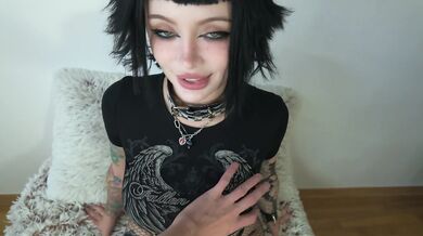 Tattooed Goth Girl Gets Creampied by Neighbor