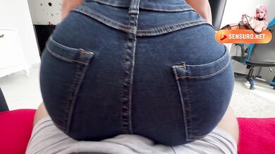 Risky riding with my big Ass in Tight Jeans, parents must appear at any moment
