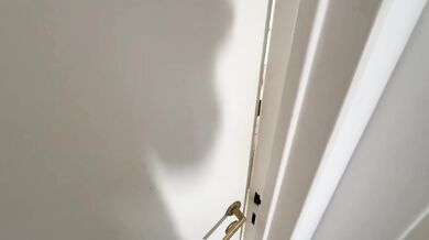 Madrastra tetona termina bañada en semen en toda su carita