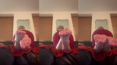 Come all over my sexy bare feet