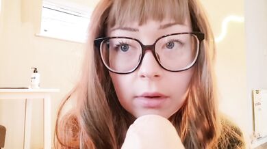 Schoolgirl submits NAUGHTY homework to teacher with dildo and upstart