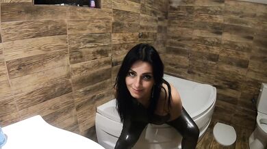 Open Pussy Jumpsuit Pee Play. Tight Outfit Tease, Big Tits and Intense Bathroom Fetish