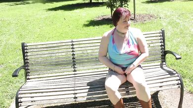 Trashy Kiwi MILF pisses on park bench in full view of public