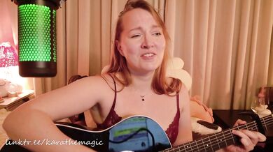 Just singing WagonWheel