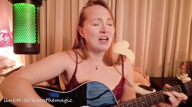 Just singing WagonWheel
