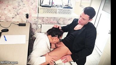 Cheating Wife Sucks for a Bonus While Hubby Works Hard
