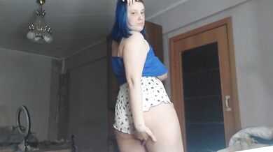 Dirty dancing in my nightie | Standing solo play