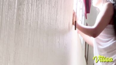 Beautiful black-haired girl - look how sexy she looks fucking