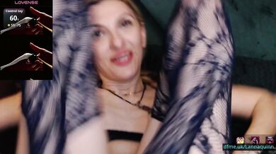 SHAPELY LEGS TEASE PUSSY IN WILD PLAY