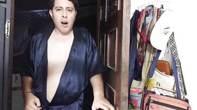 University student invites me to virtual classes in underwear