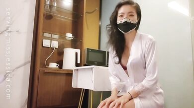 香港女王：性感人妻家長，勾引補習 老师 Asian big ass hot wife milf handjob cock massage ass worship POV JOI (Subscribe 訂閱：servingmissjessica. com