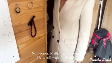 FrenchyTouchxxx's tight pussy guides rough unrelenting pleasure