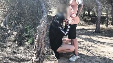 Follar duro en el bosque