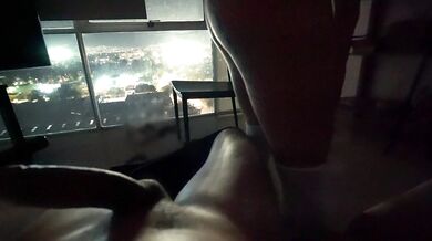Video CASERO con mi NOVIA mientras no hay nadie en su casa!! Un RAPIDIN antes de que lleguen y nos descubran!! Que buen CULOTE TIENE!!