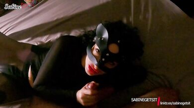 MILF gives nylon foot job