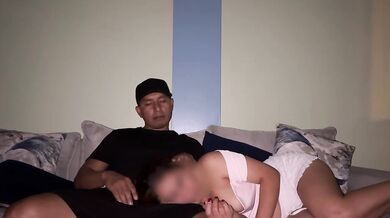 Solo iba a consolar a la novia de mi mejor amigo… pero esto se salió de control