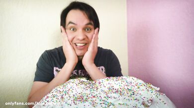 Mi Butt is your Special Birthday Cake! Fuck me and fill me with your rich cum - Lore Nishi