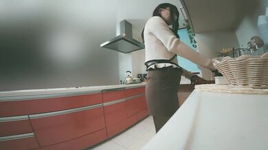 給湯室で脚ガクガク脳が溶けるまで何度もイカされる黒スト眼鏡のおとなしめOLちゃん。おとなしめと思いきや化けの皮剥がれチン媚びザー汁まみれエロ女で草。の巻