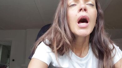 Hot MILF was cleaning the window and got a creampie as her payment
