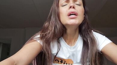 Hot MILF was cleaning the window and got a creampie as her payment