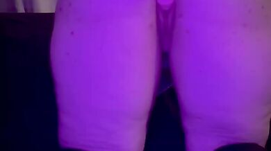 StickNSlit- Solo female doggystyle orgasms from big dildo