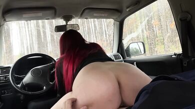 Fucking a tight pussy in the parking lot