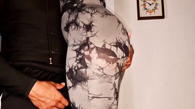 Cum explosion in the perfect pussy of an amazing beautiful 18 year old virgin girl I met at the gym and invited her to my house for the first time