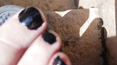 Real messy toe nail polishing