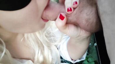 Public Deepthroat / Blowjob Tongue out Part 2