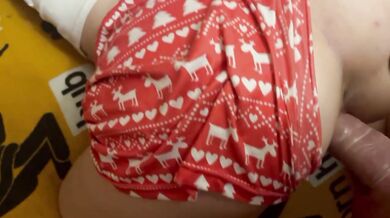 Sweet bun in shorts fucking stepsister in shorts with a condom home video