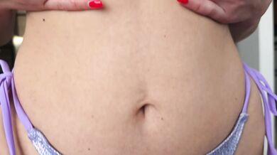 Busty wife relax me with amazing titjob