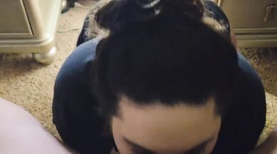 Sexy Thick White Slut Sucking Dick