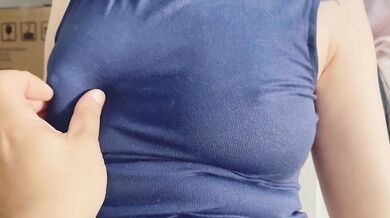 Enjoy close-up teasing and playing A
