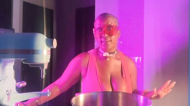 Huge Jus in the Kitchen - Cum Make Butter